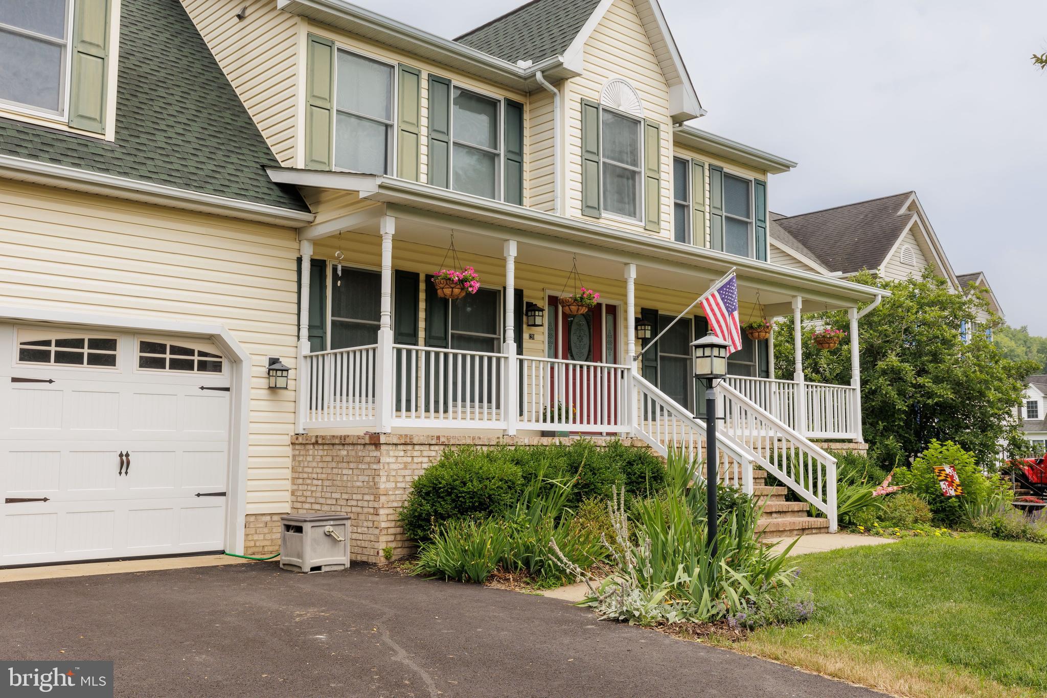 BAY MEADOWS - Residential