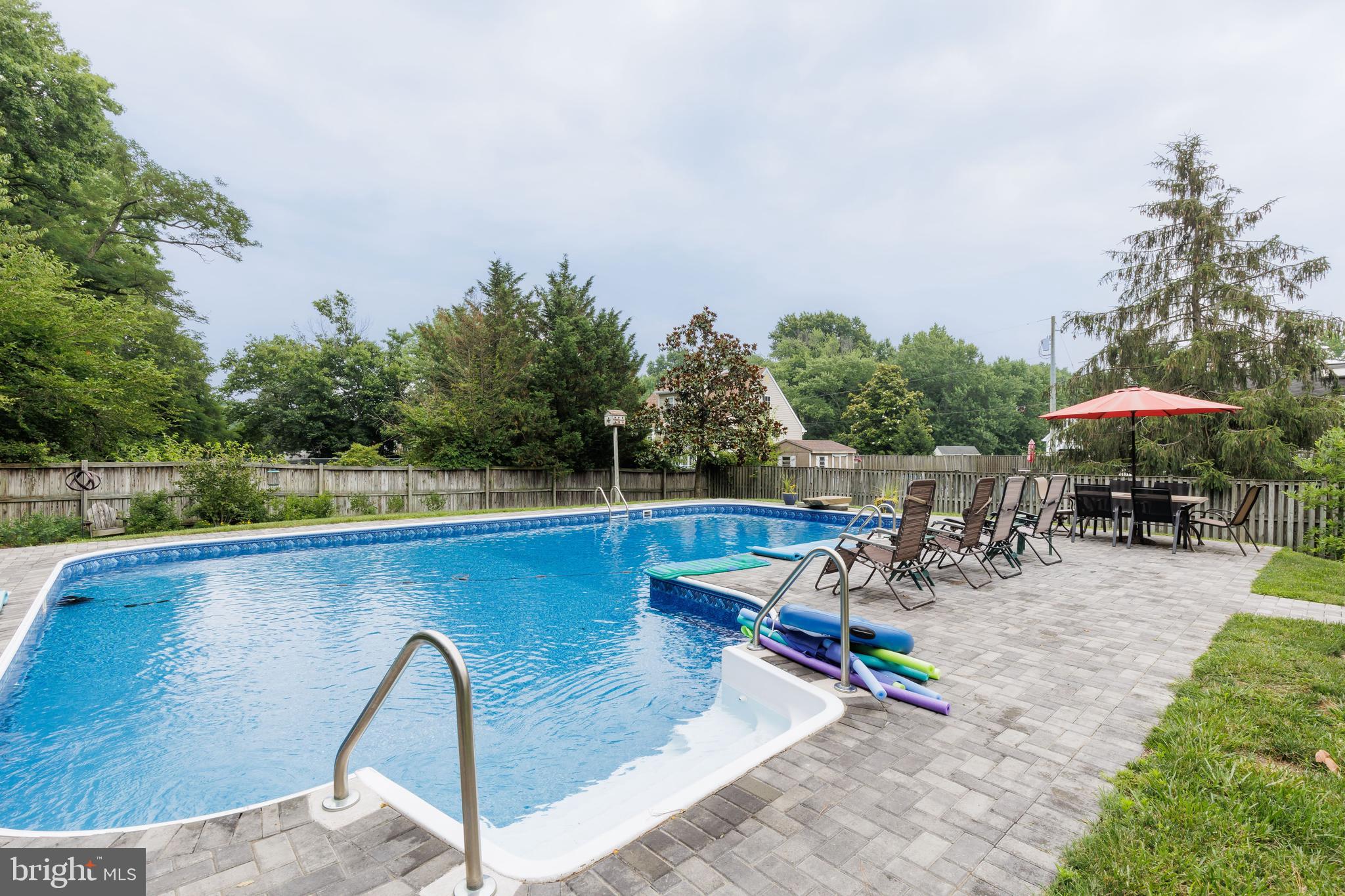 BAY MEADOWS - Residential