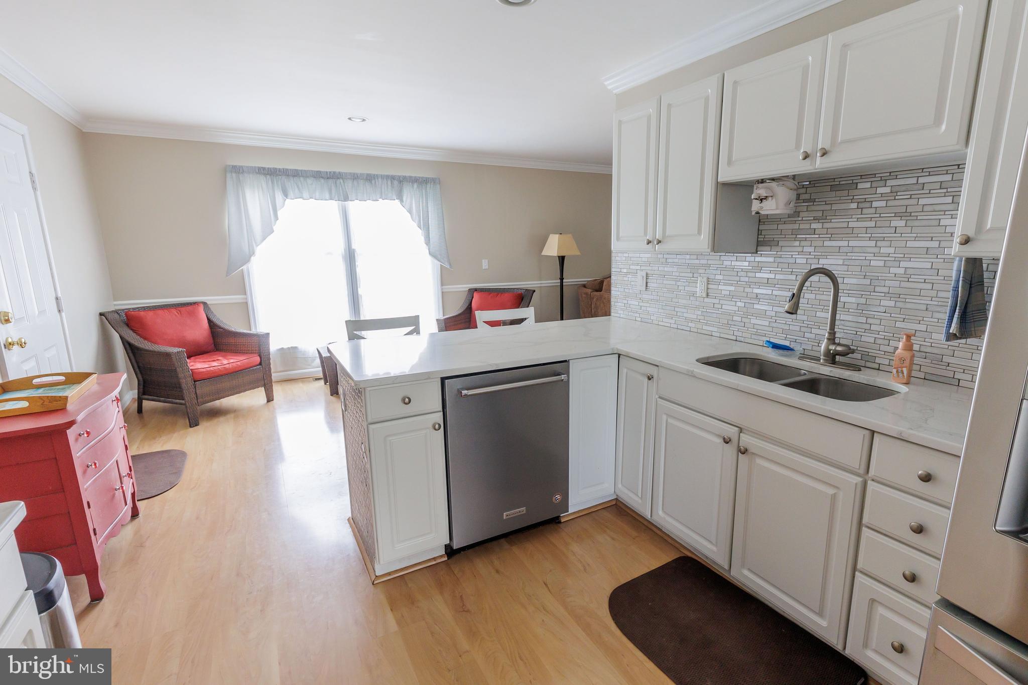 BAY MEADOWS - Residential