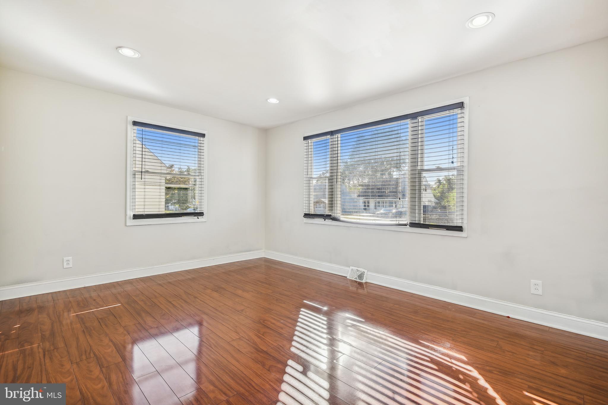 KIRK ACRES - Residential