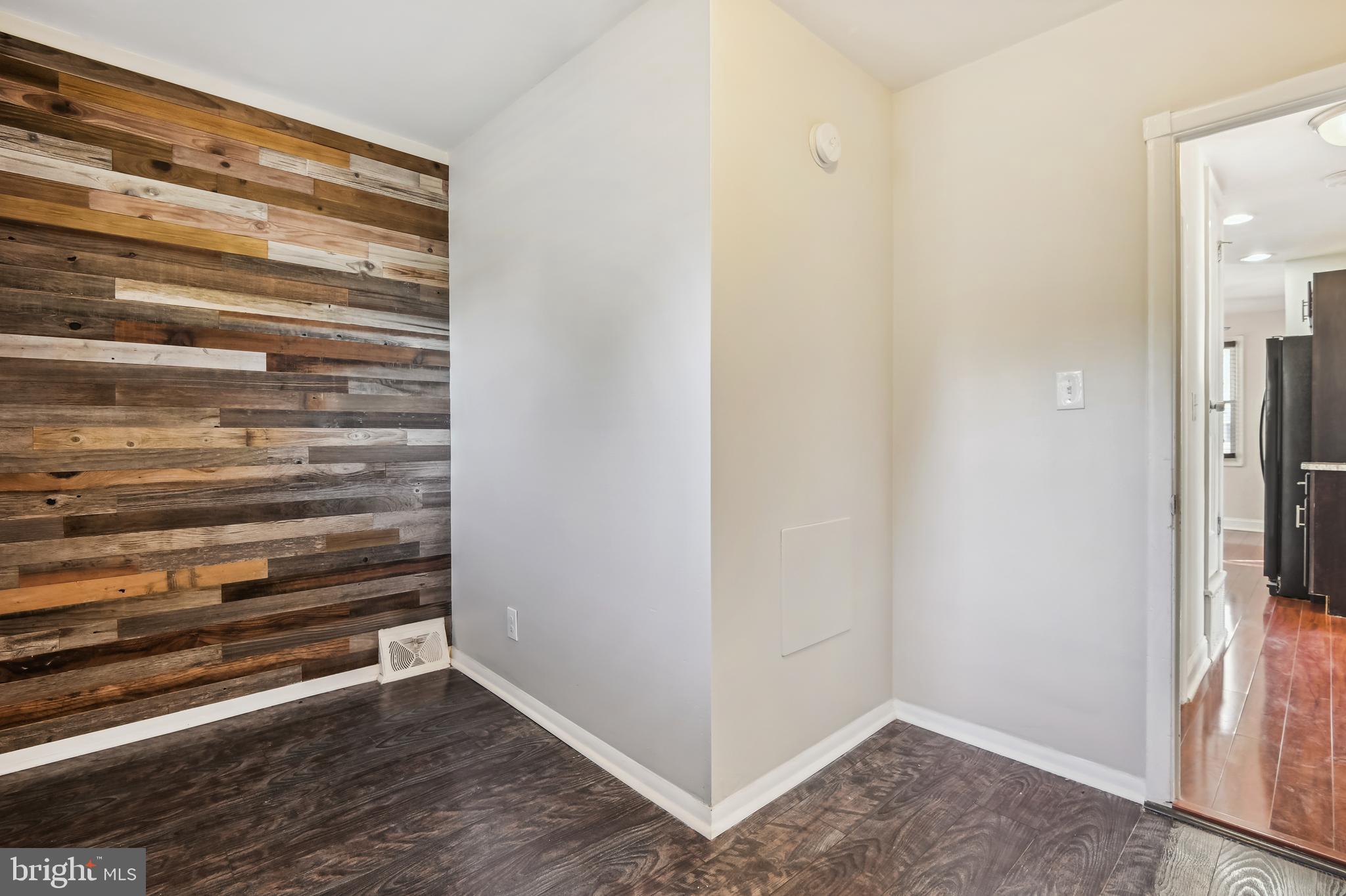 KIRK ACRES - Residential