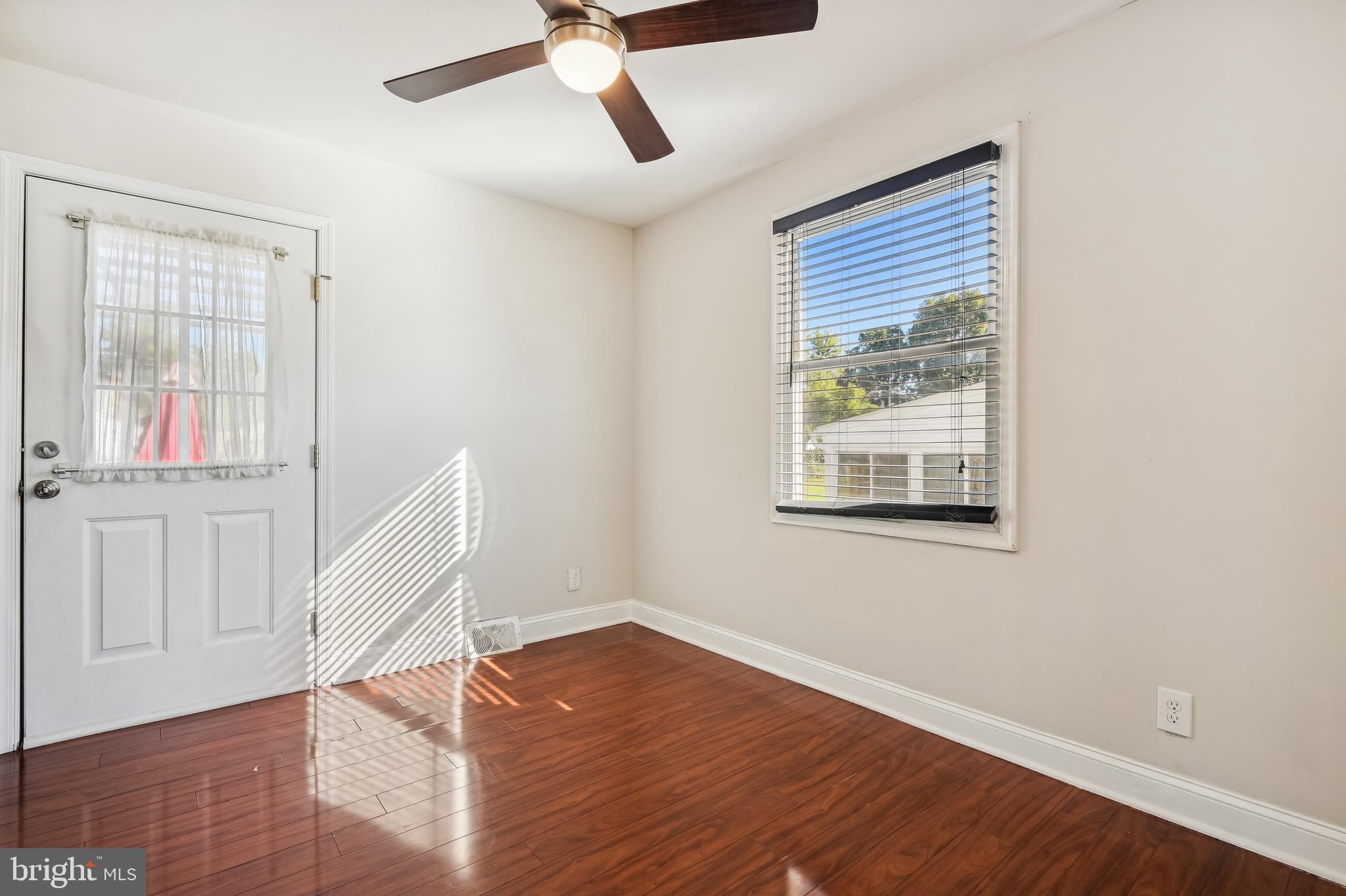 KIRK ACRES - Residential