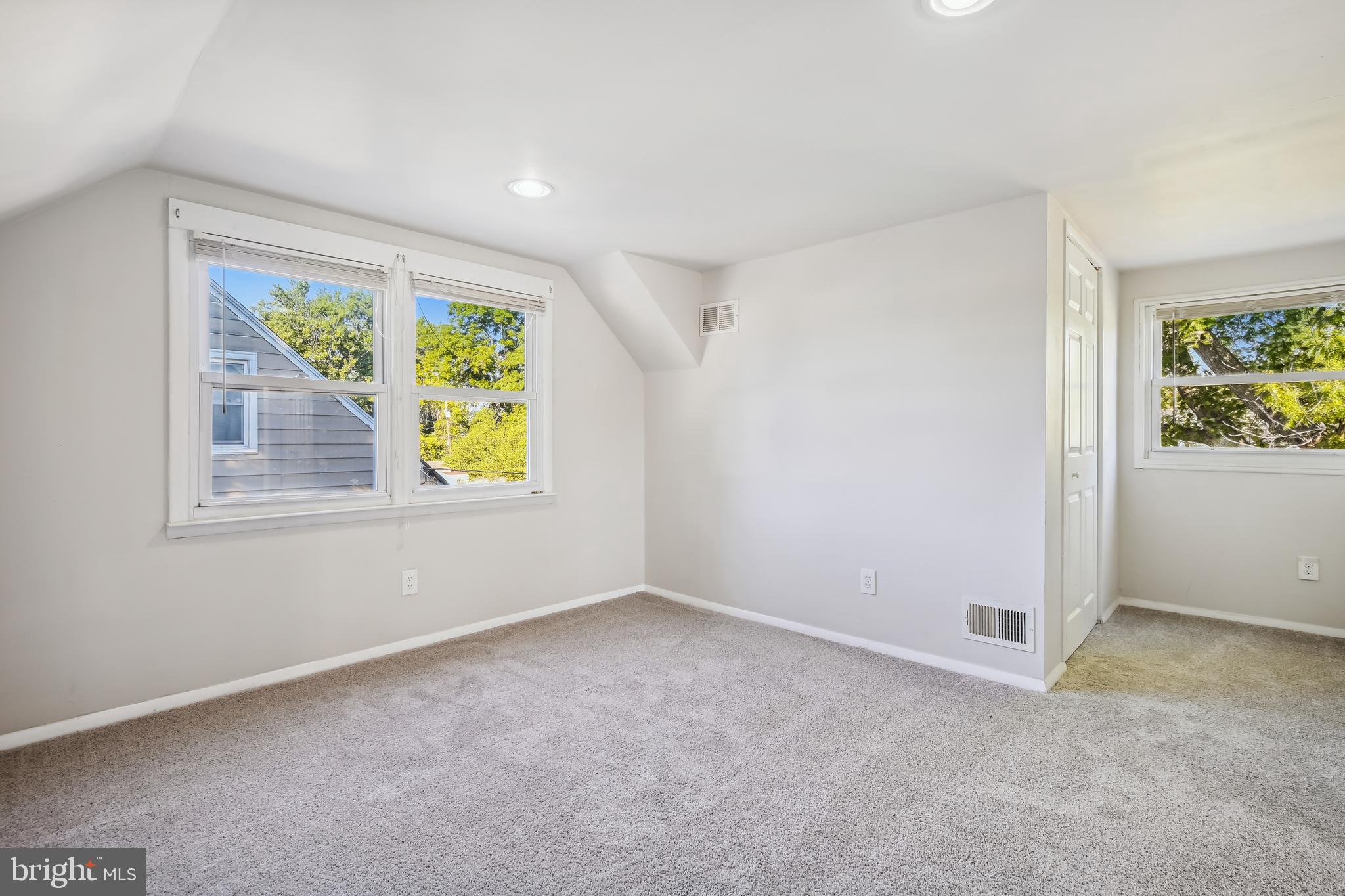 KIRK ACRES - Residential