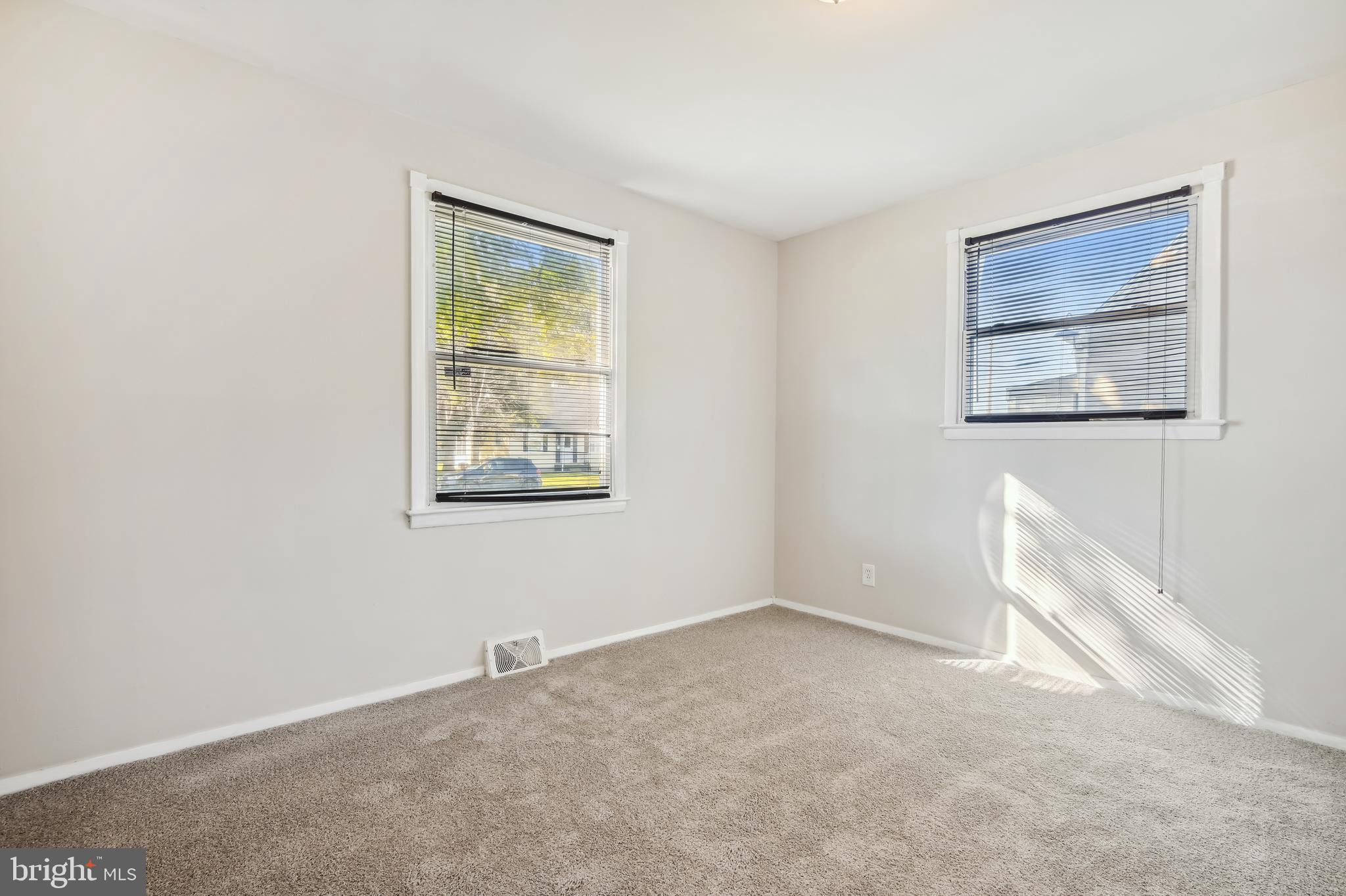 KIRK ACRES - Residential