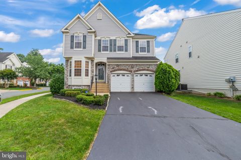 2679 CAST OFF LOOP WOODBRIDGE VA 22191