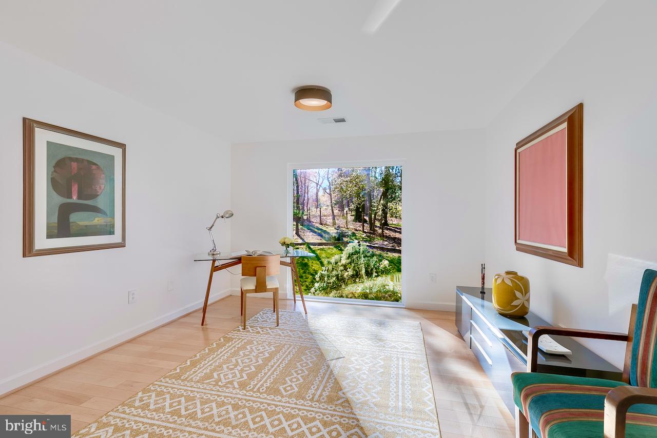 FOX VALE - Residential