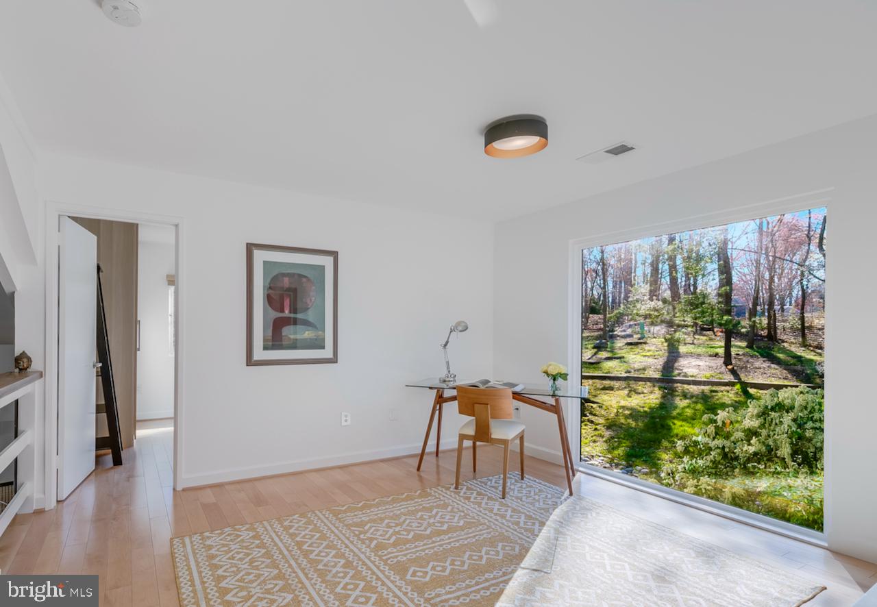 FOX VALE - Residential