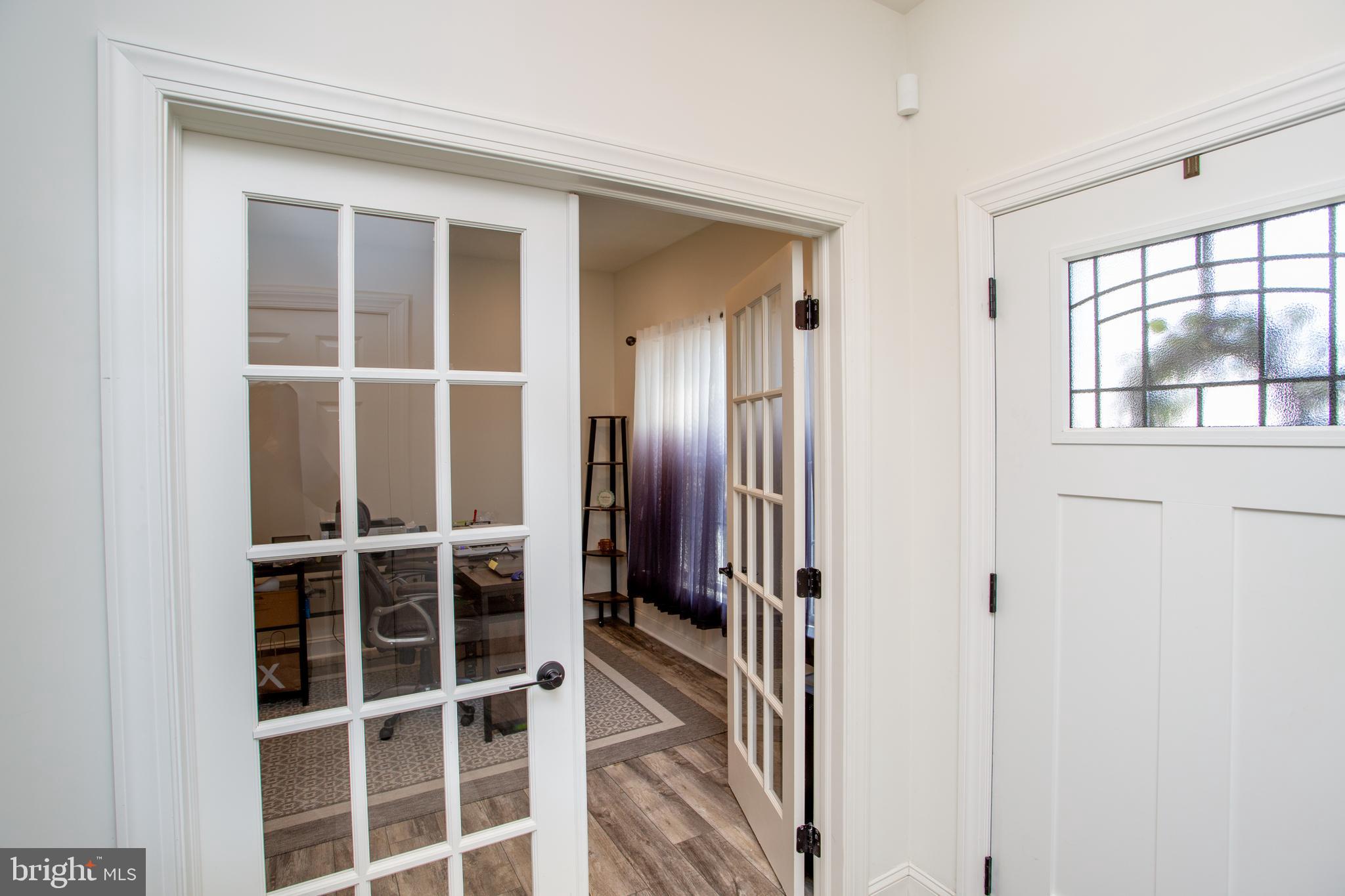 63 OXFORD RIDGE COURT