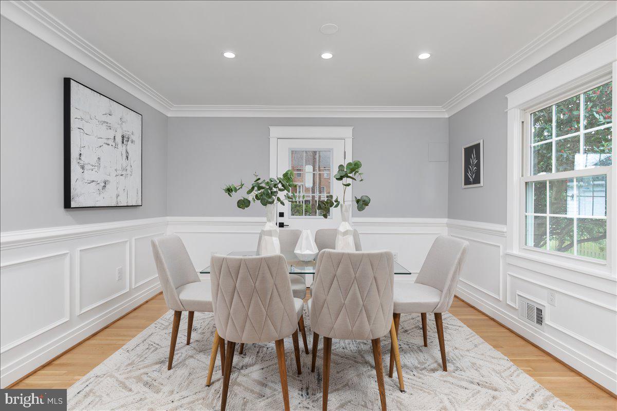 FERRY POINT ESTATES - Residential