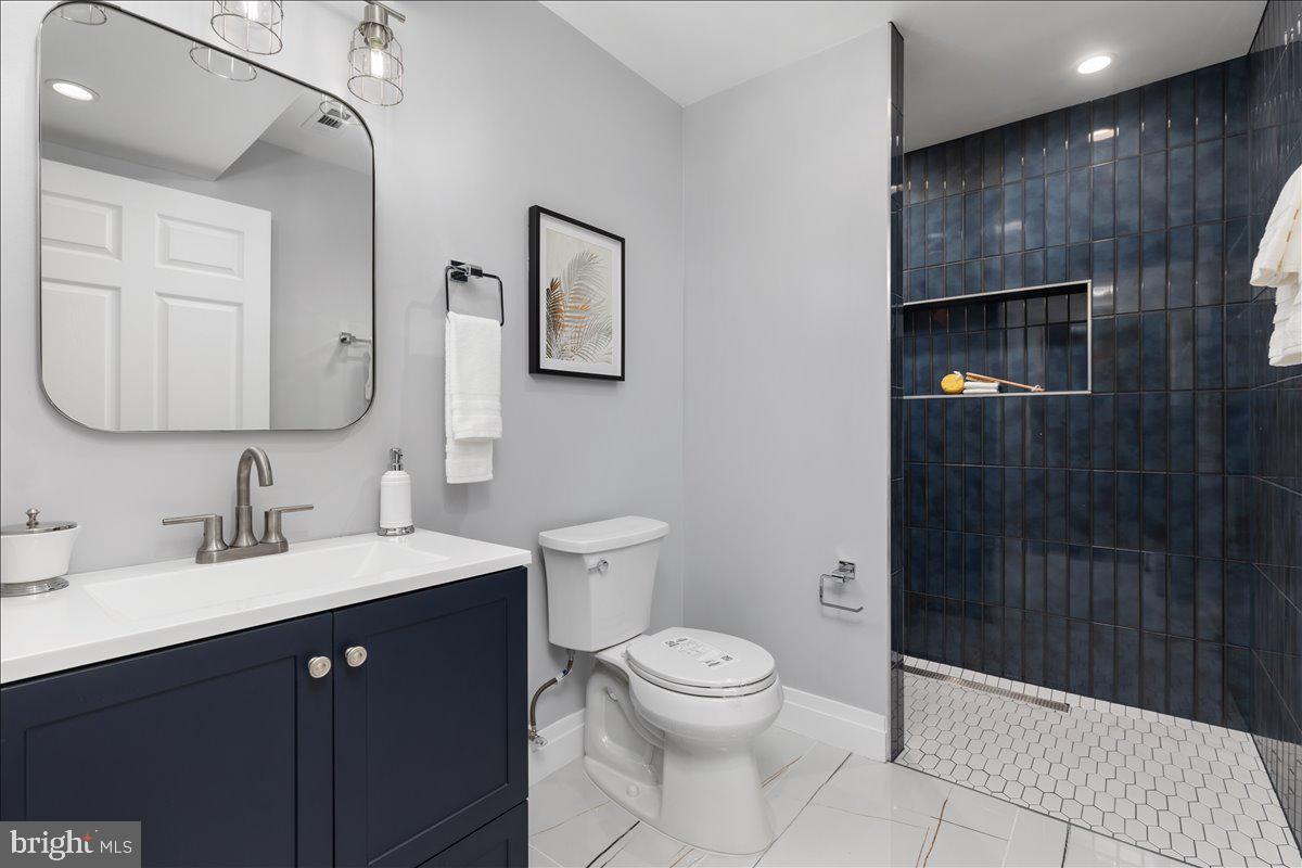 FERRY POINT ESTATES - Residential