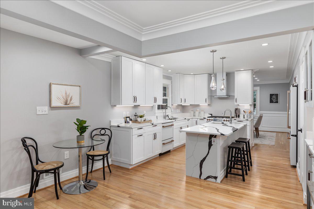 FERRY POINT ESTATES - Residential