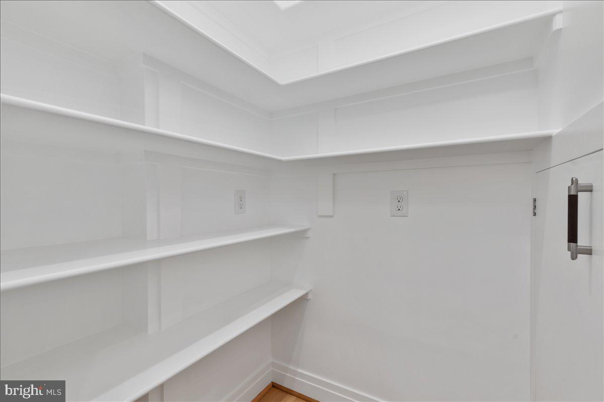 FERRY POINT ESTATES - Residential