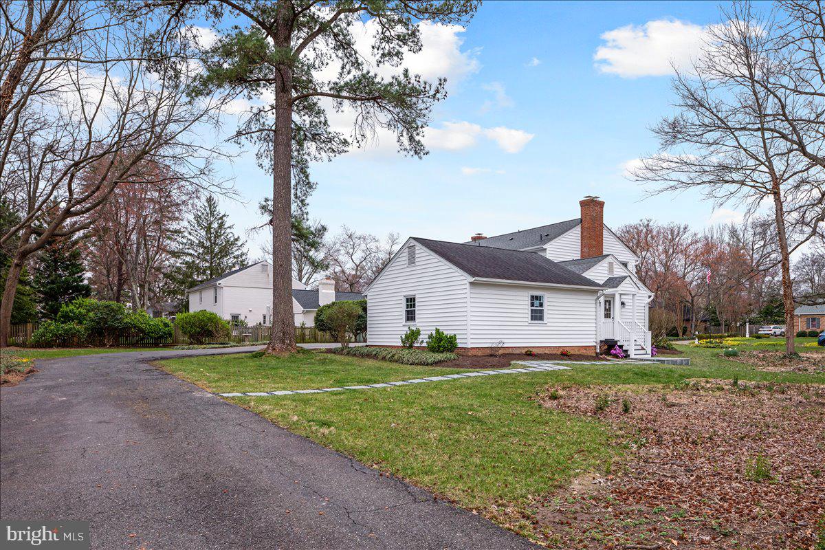 FERRY POINT ESTATES - Residential