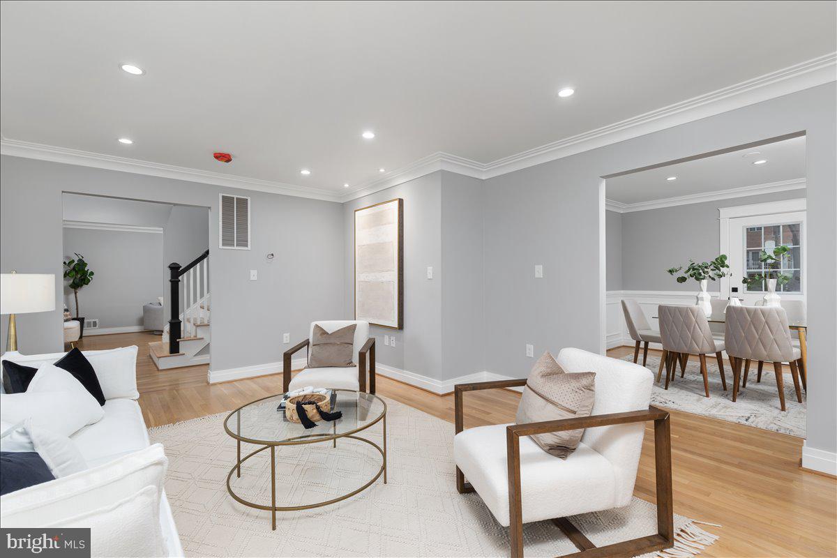 FERRY POINT ESTATES - Residential