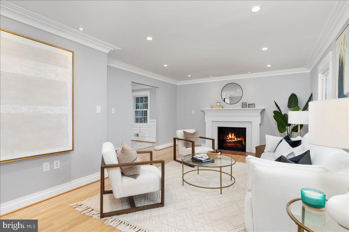 FERRY POINT ESTATES - Residential