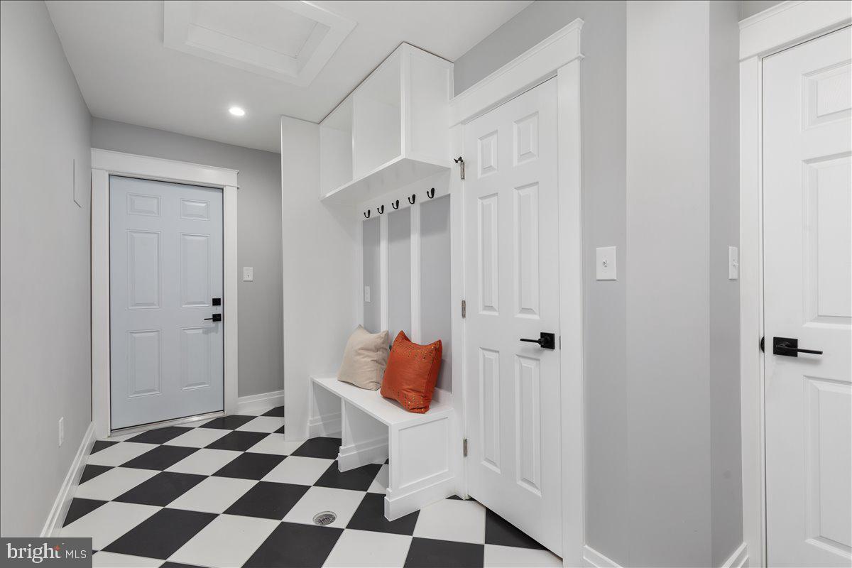 FERRY POINT ESTATES - Residential