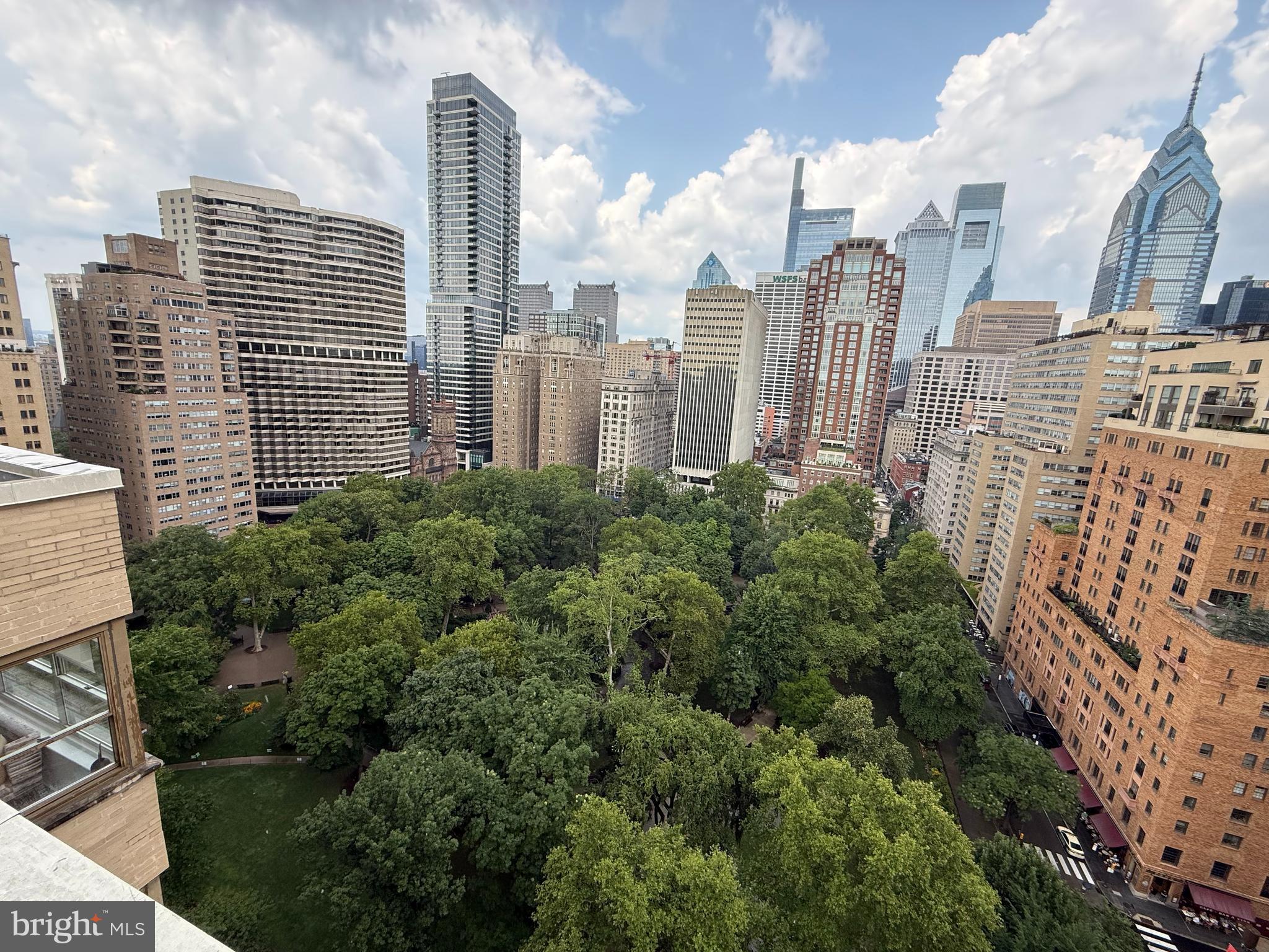 1810 RITTENHOUSE SQUARE 18 2005