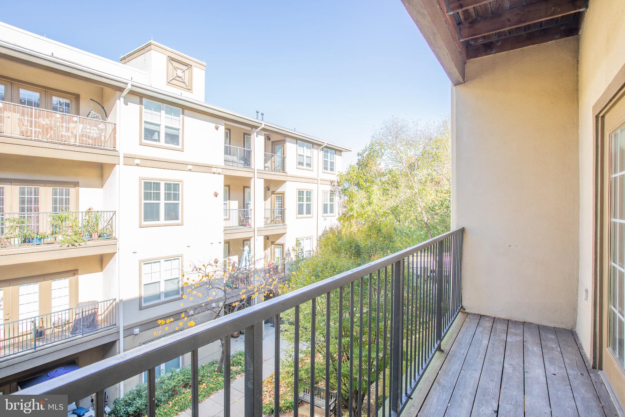 ROCKVILLE - Residential Lease