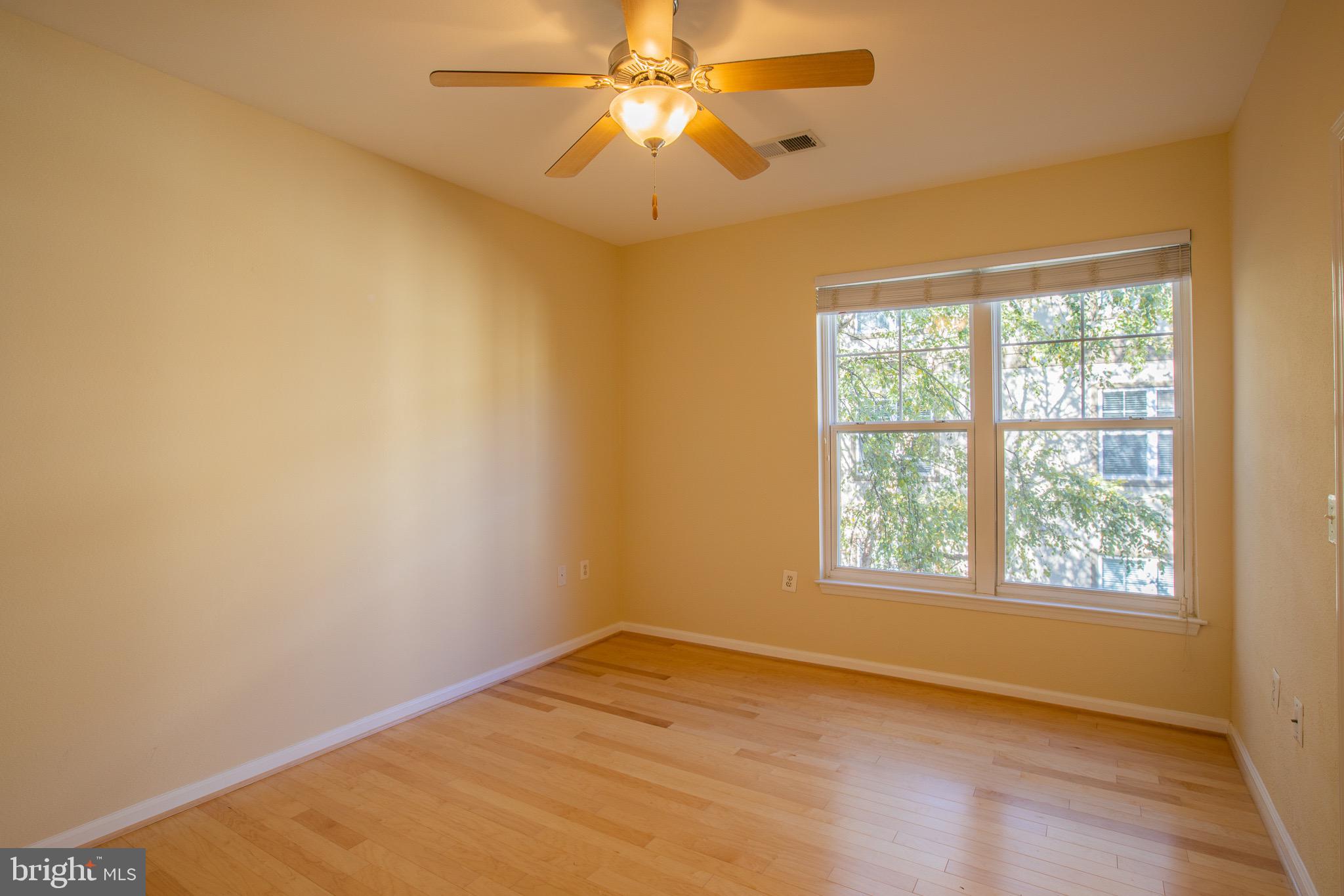 ROCKVILLE - Residential Lease