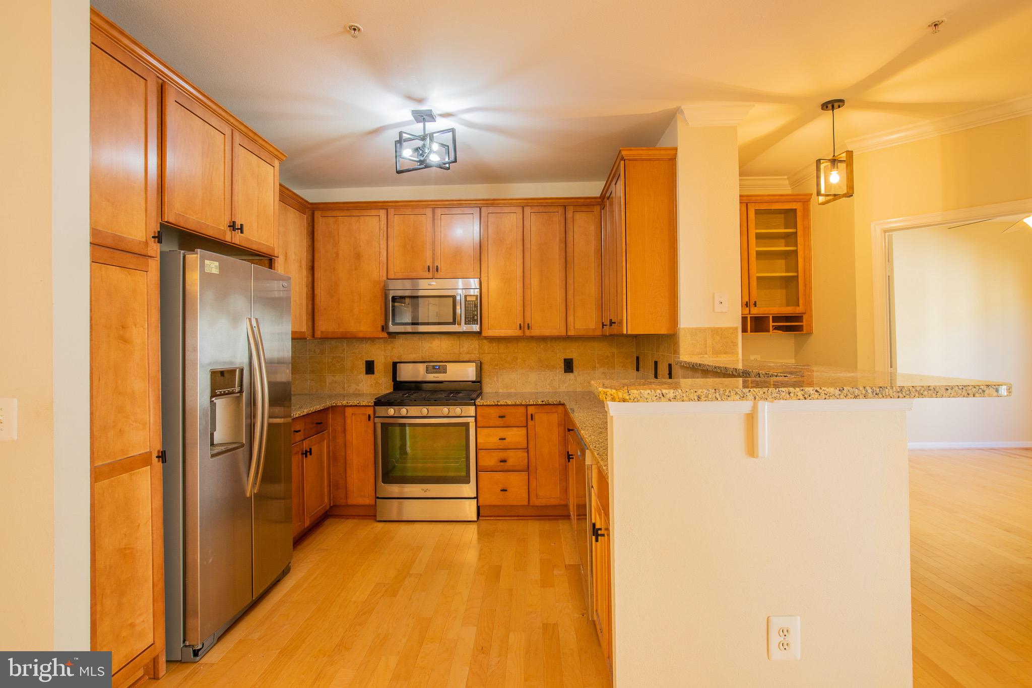 ROCKVILLE - Residential Lease