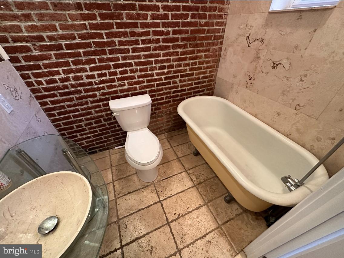 NORTHERN LIBERTIES - Residential Lease