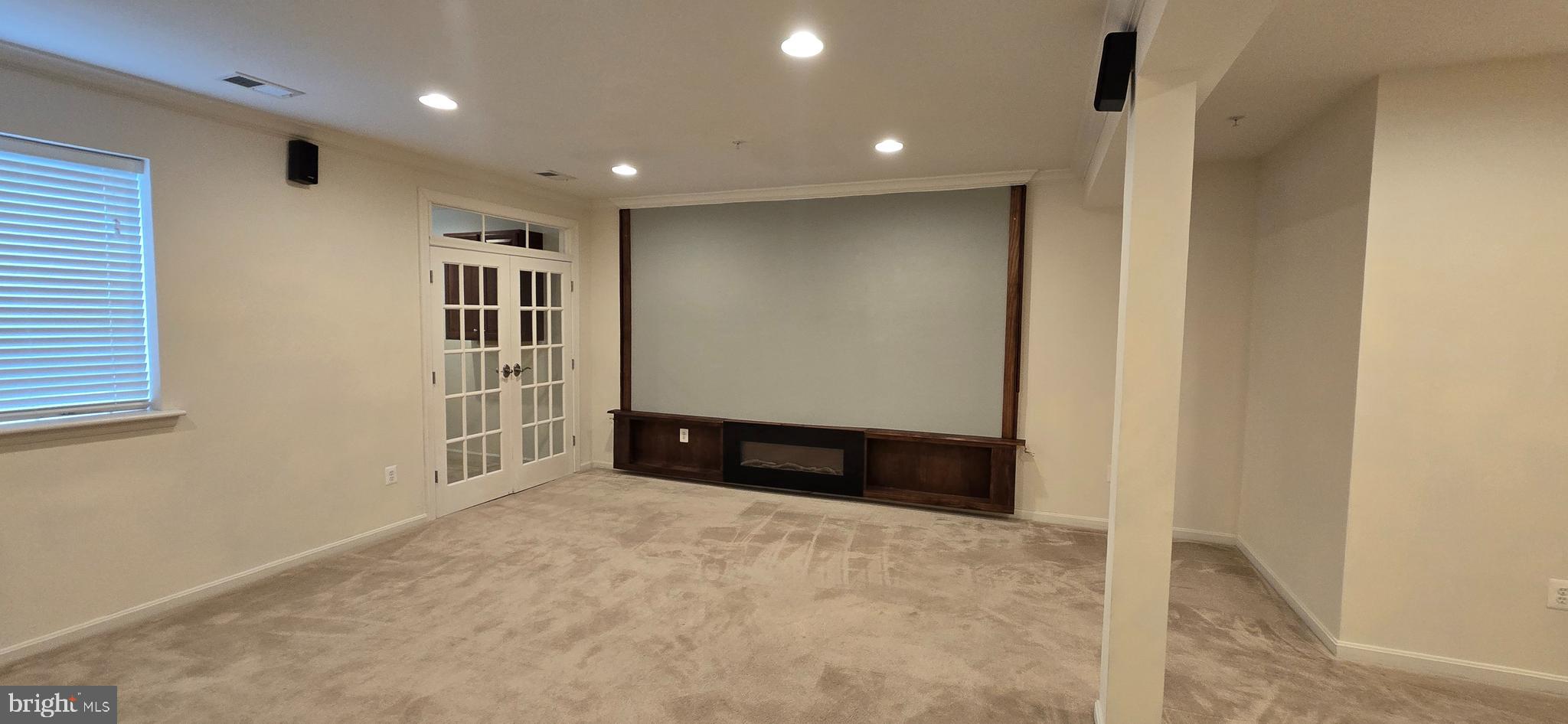 GREENWAY VILLAGE - Residential Lease