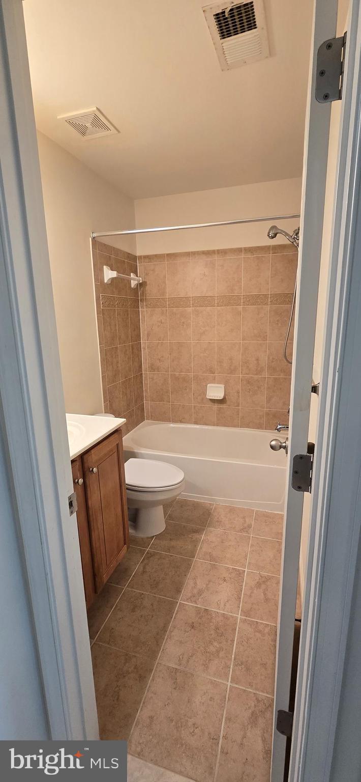 GREENWAY VILLAGE - Residential Lease