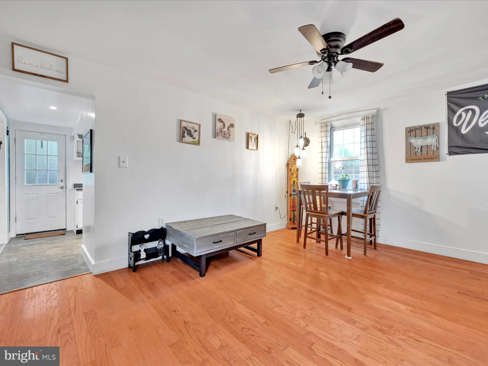 Columbia, Pennsylvania 17512, United States, 3 Bedrooms Bedrooms, ,1 BathroomBathrooms,Residential,Pending,131116