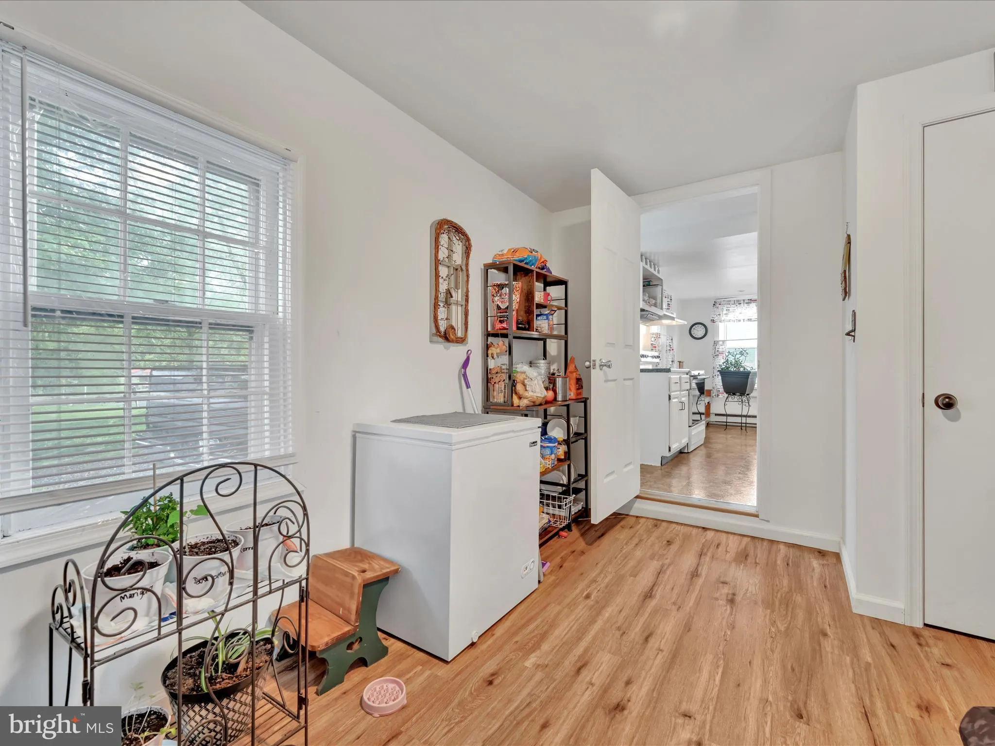 Columbia, Pennsylvania 17512, United States, 3 Bedrooms Bedrooms, ,1 BathroomBathrooms,Residential,Pending,131116