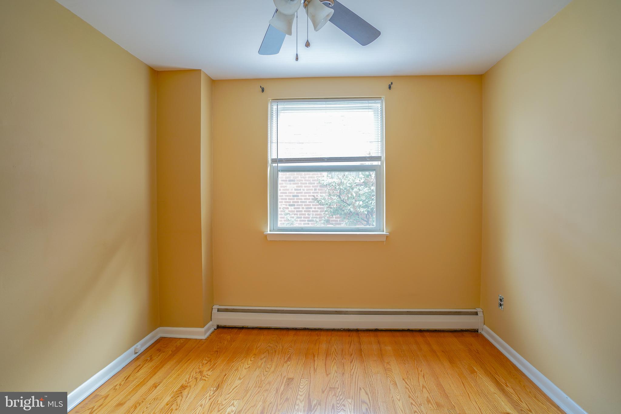 FOX CHASE - Residential