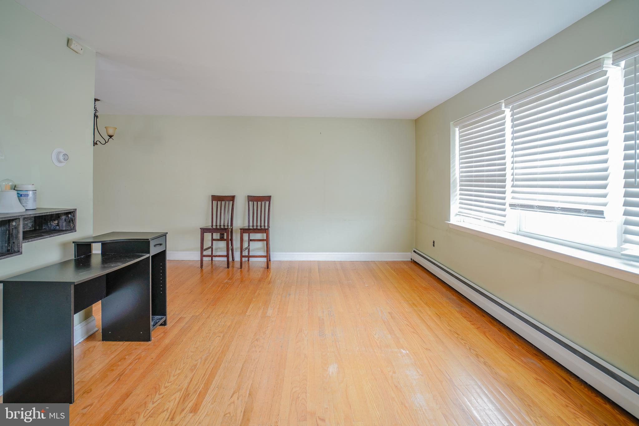 FOX CHASE - Residential