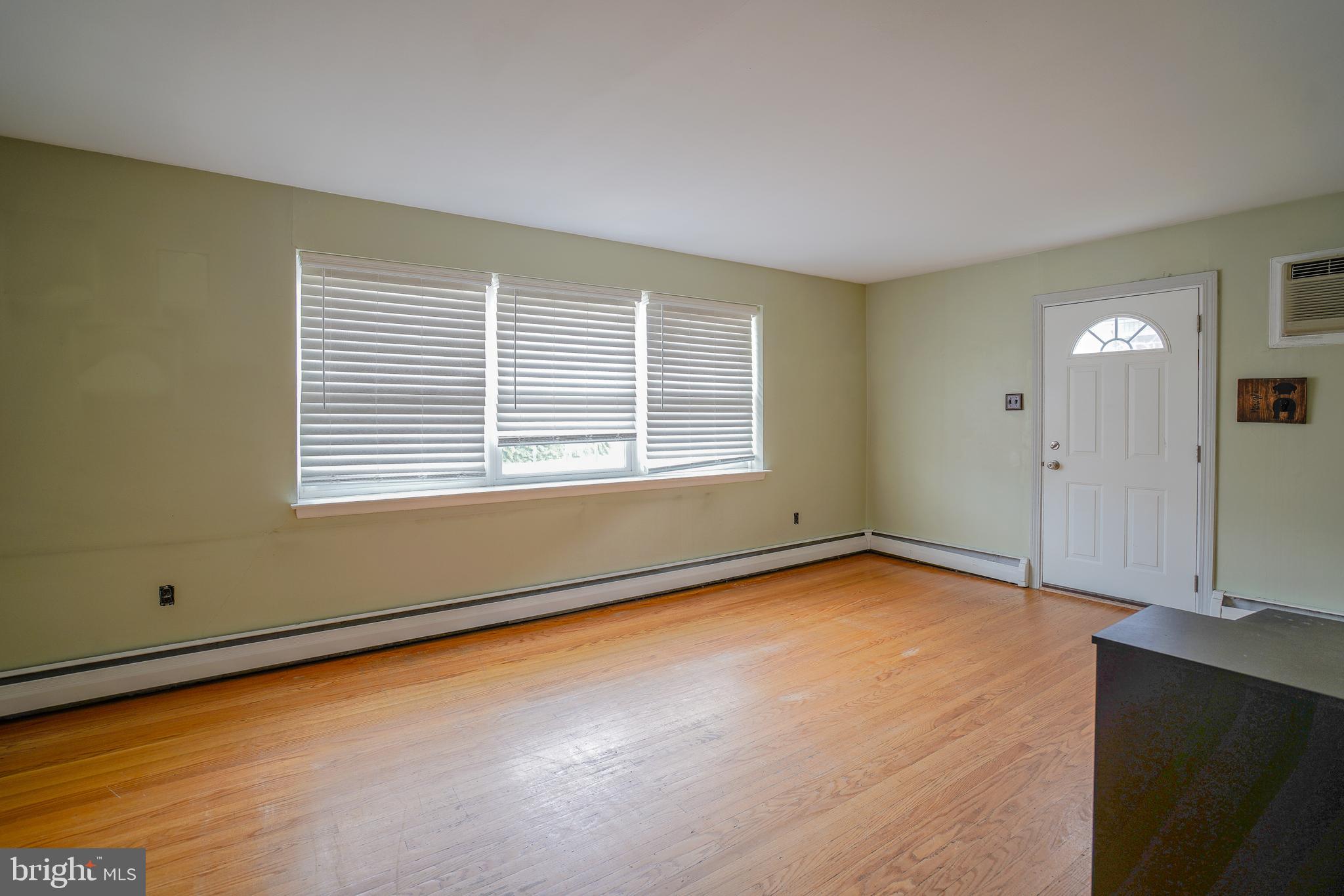 FOX CHASE - Residential