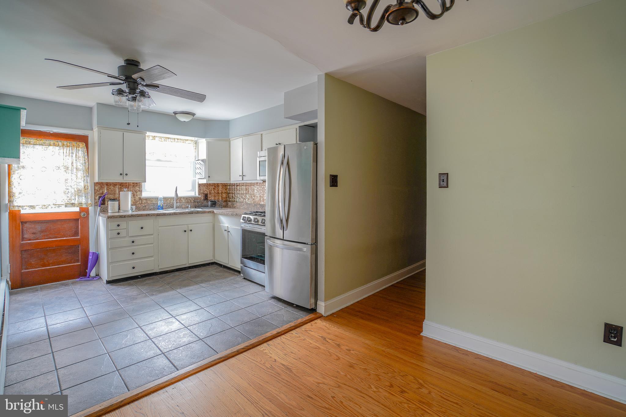 FOX CHASE - Residential