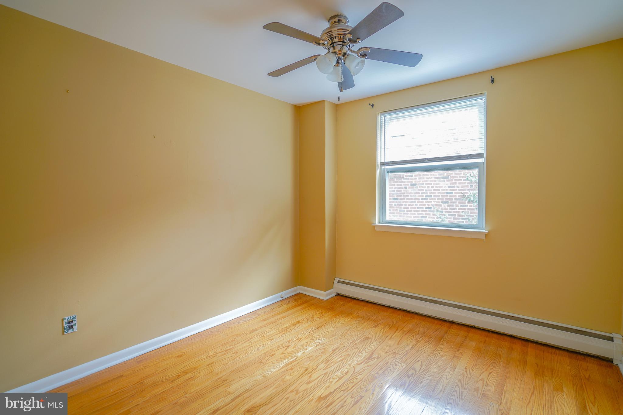 FOX CHASE - Residential