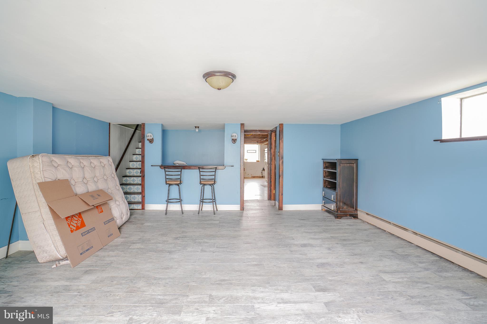 FOX CHASE - Residential