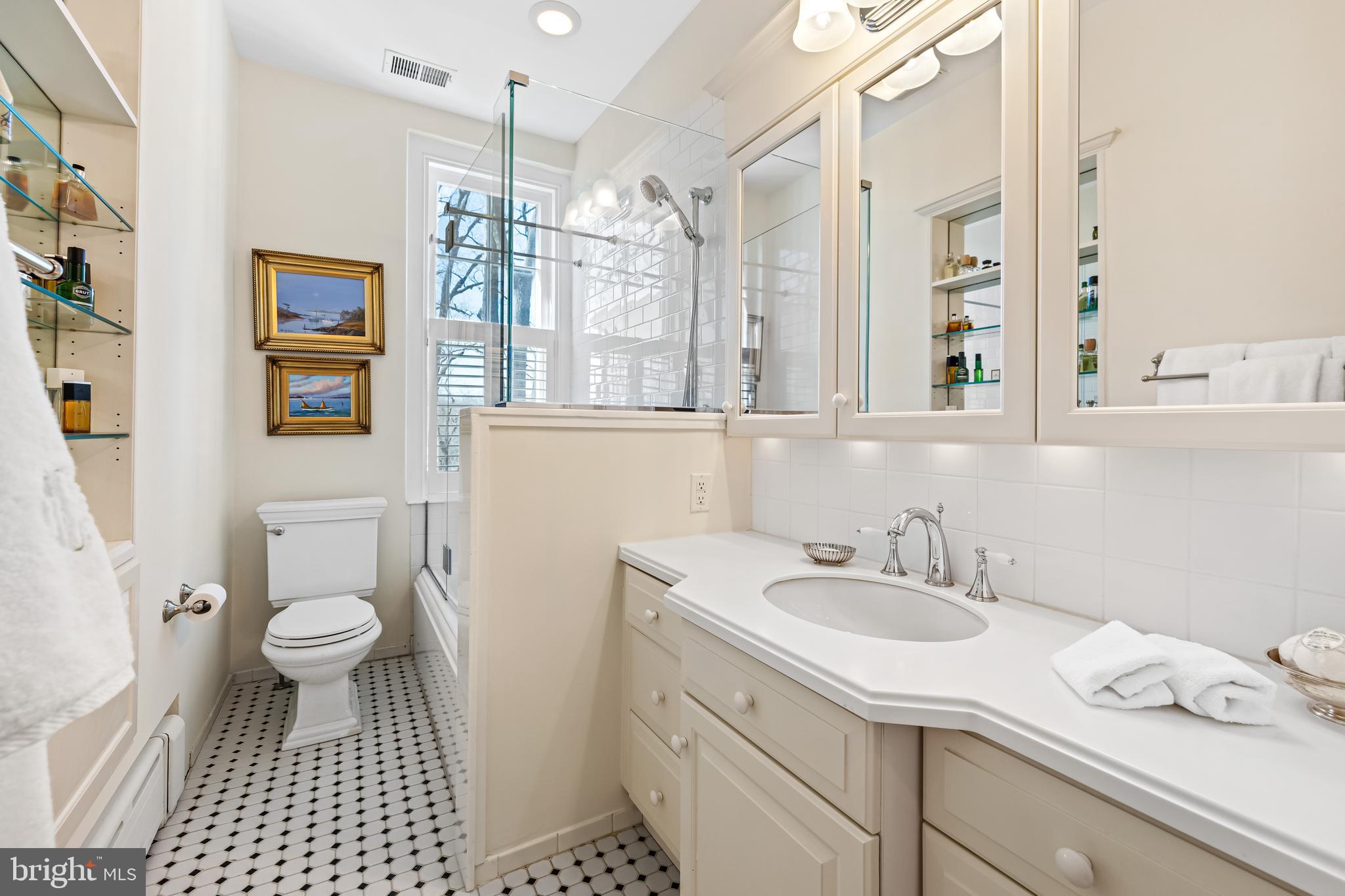 GUILFORD - Residential