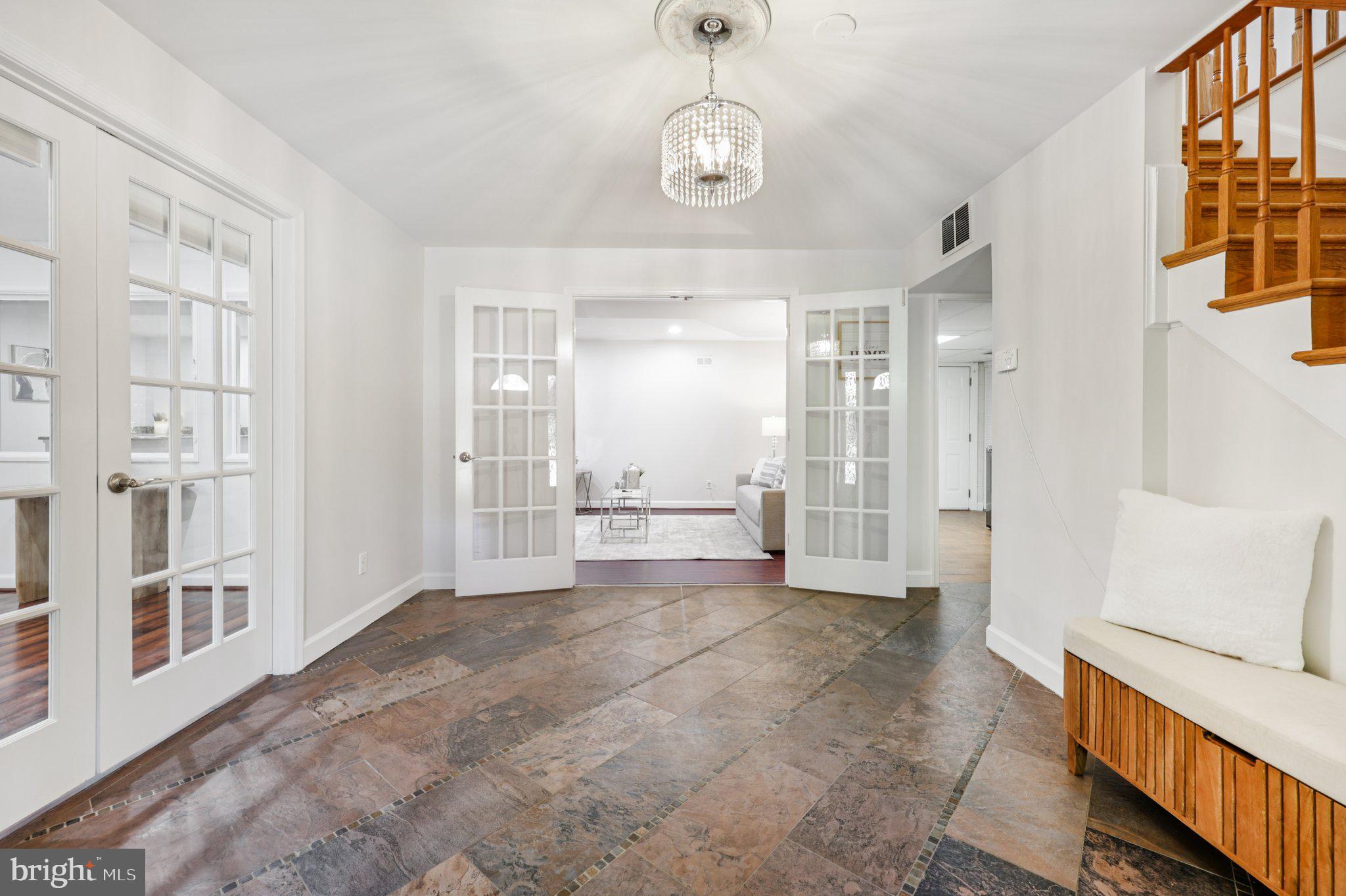 DUNLOP HILLS - Residential