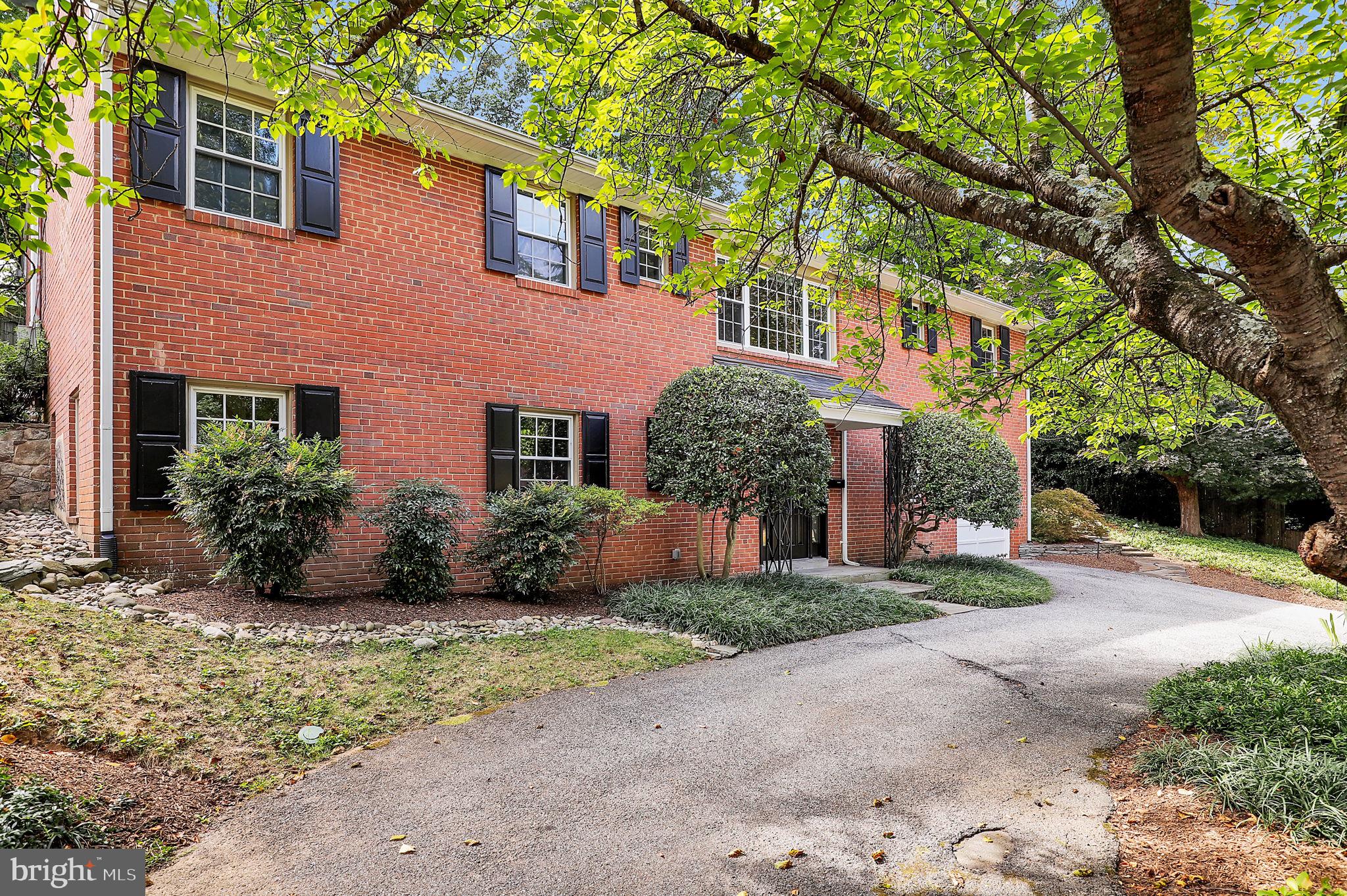 DUNLOP HILLS - Residential