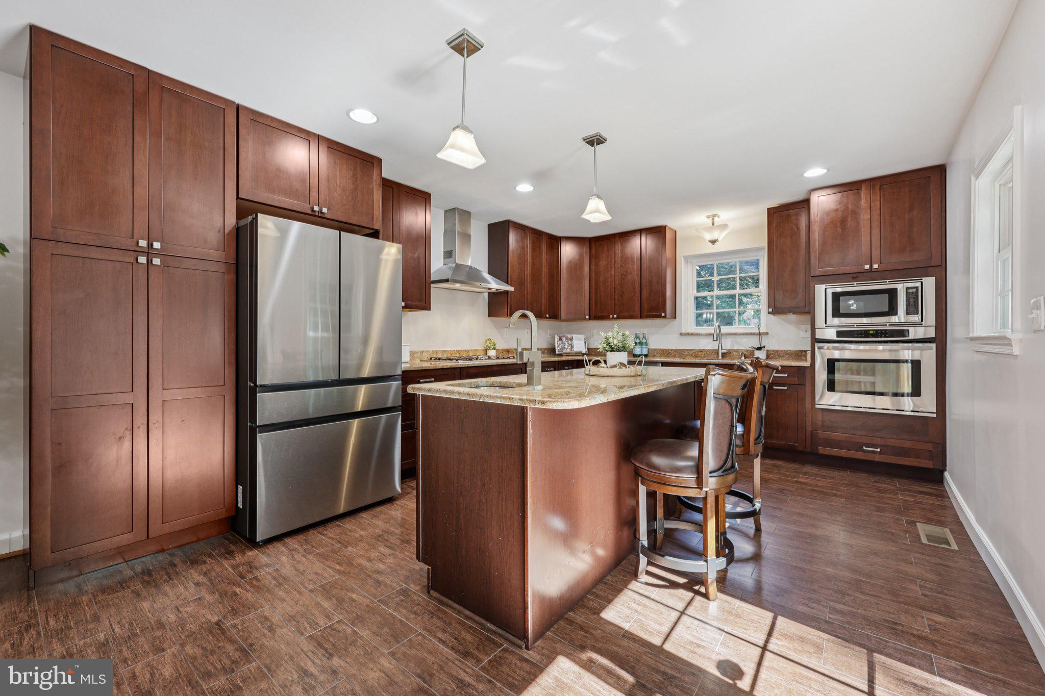 DUNLOP HILLS - Residential