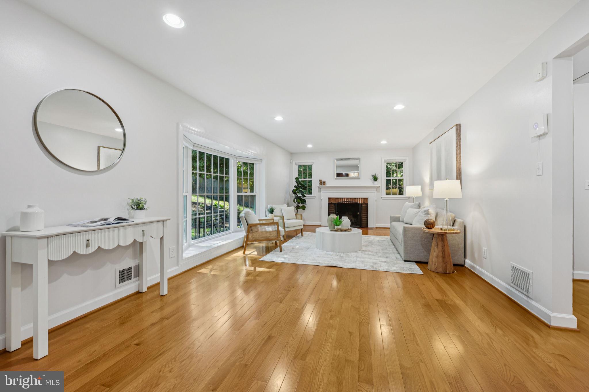 DUNLOP HILLS - Residential