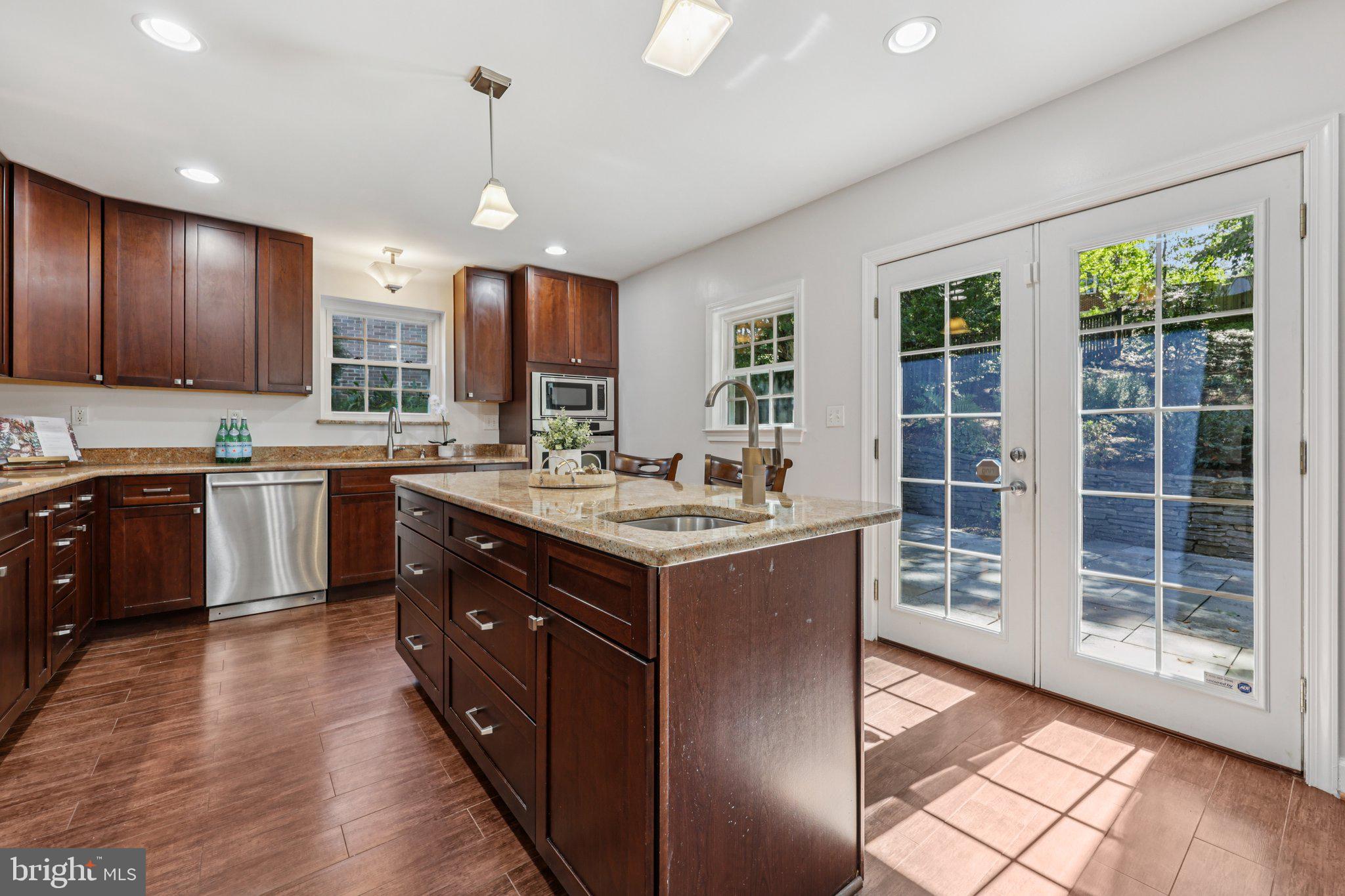 DUNLOP HILLS - Residential