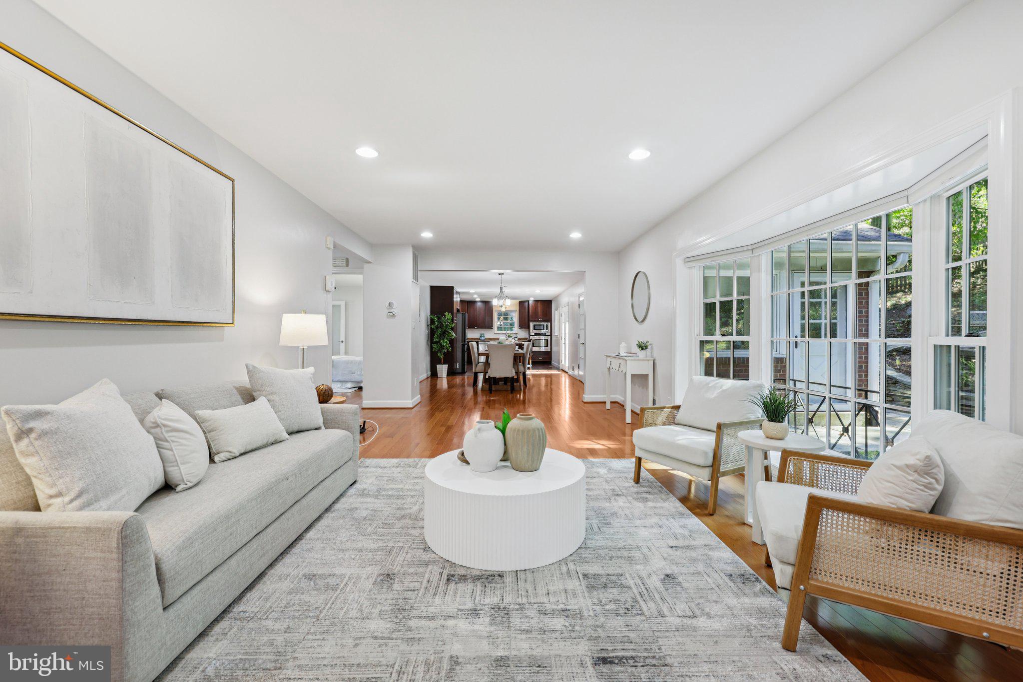 DUNLOP HILLS - Residential