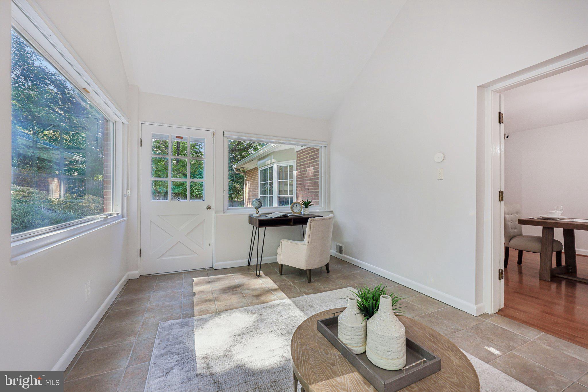 DUNLOP HILLS - Residential