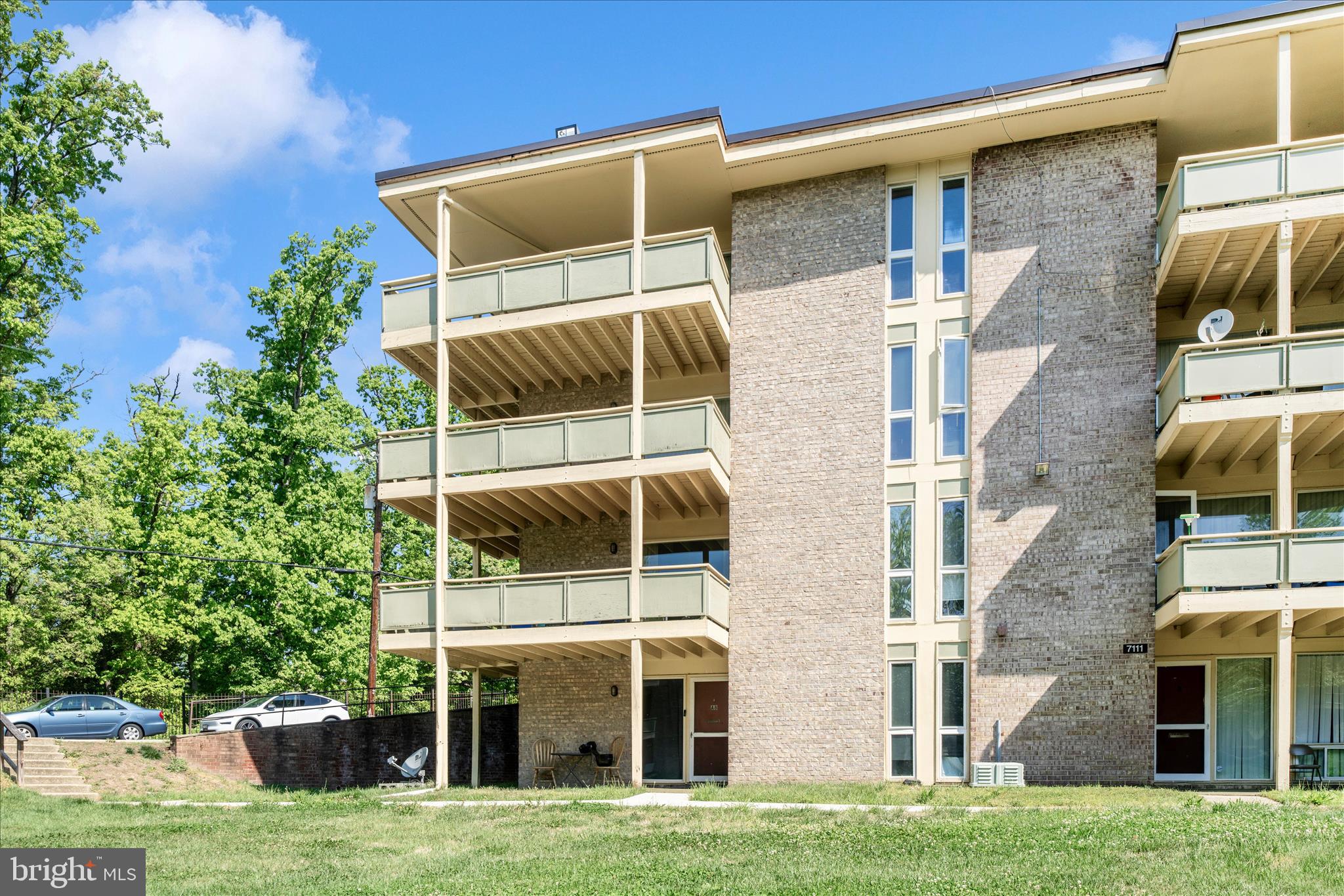 HOLLY HILL CONDOMINIUMS - Residential