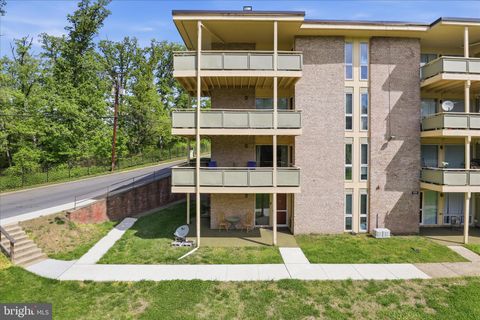 Condo For Sale - 7109 Donnell Place #A8<br/> DISTRICT HEIGHTS, MD 20747