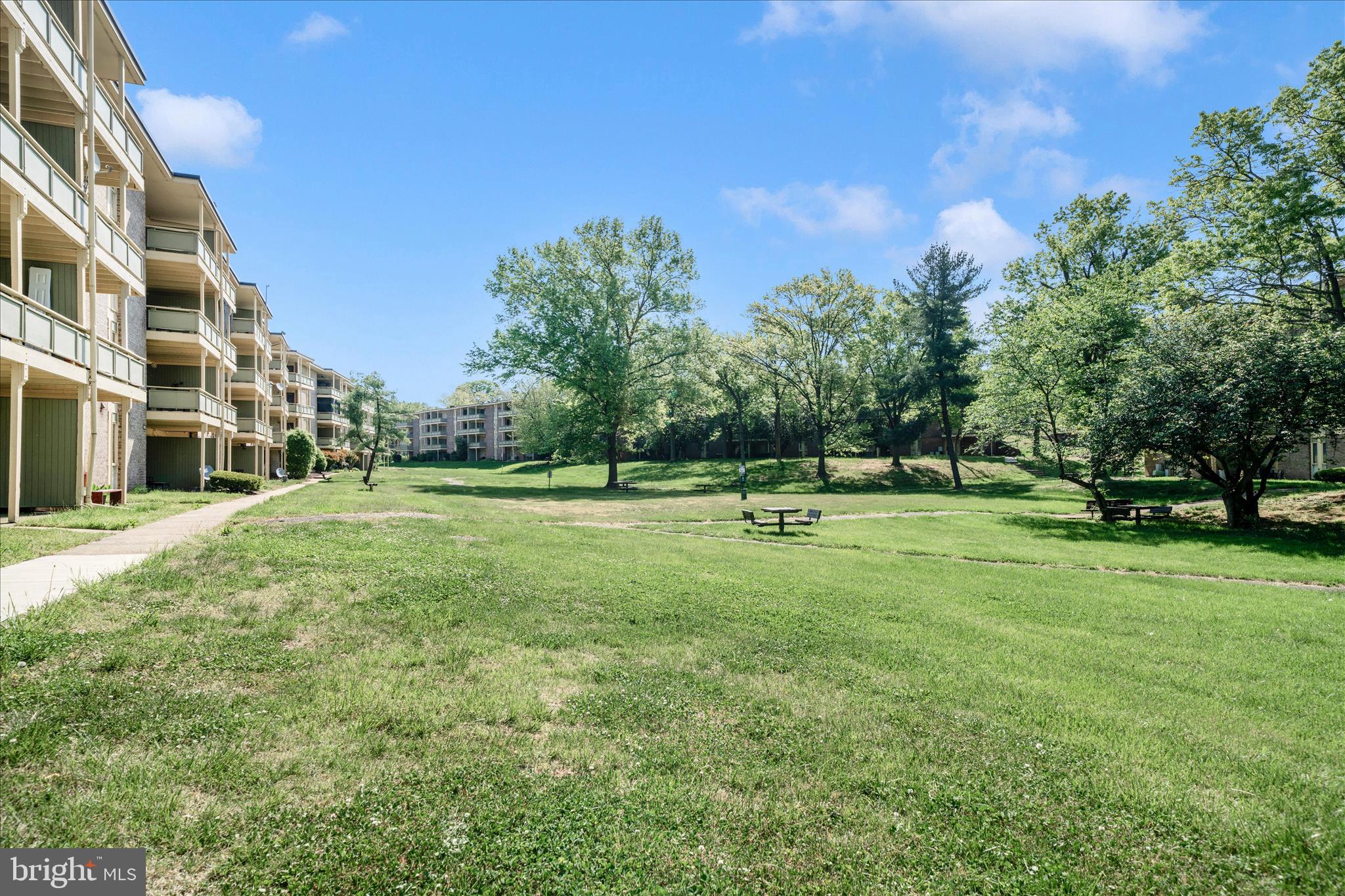 HOLLY HILL CONDOMINIUMS - Residential