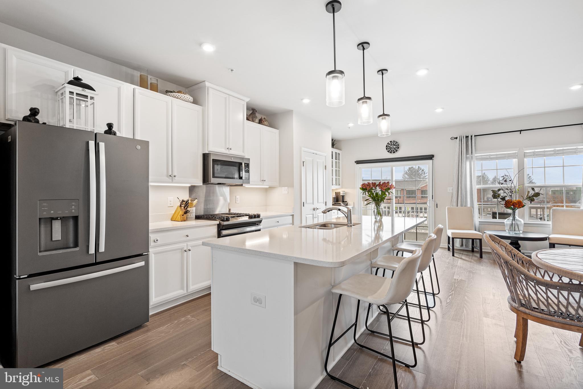 DUBLIN CROSSING - Residential