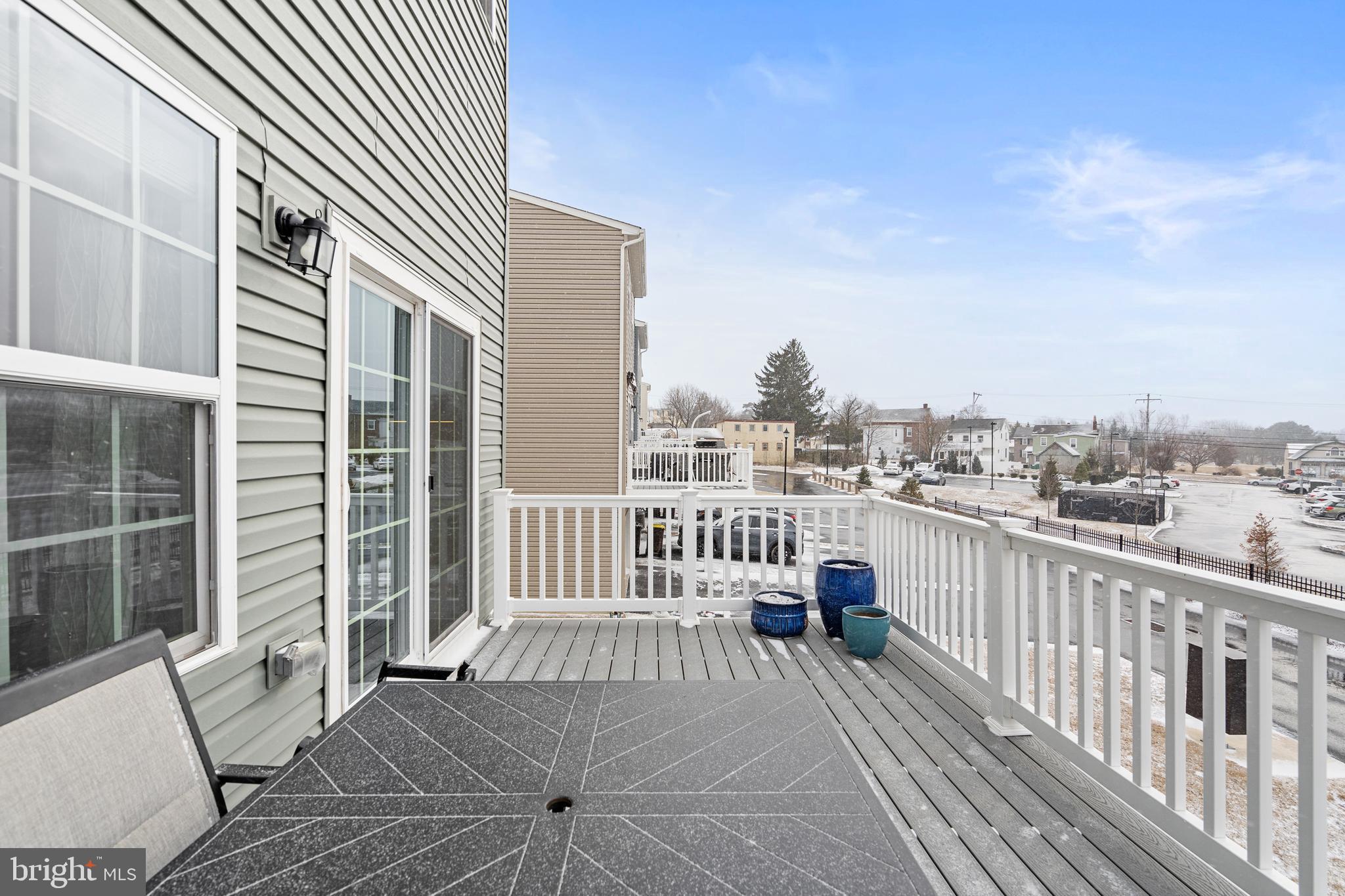 DUBLIN CROSSING - Residential