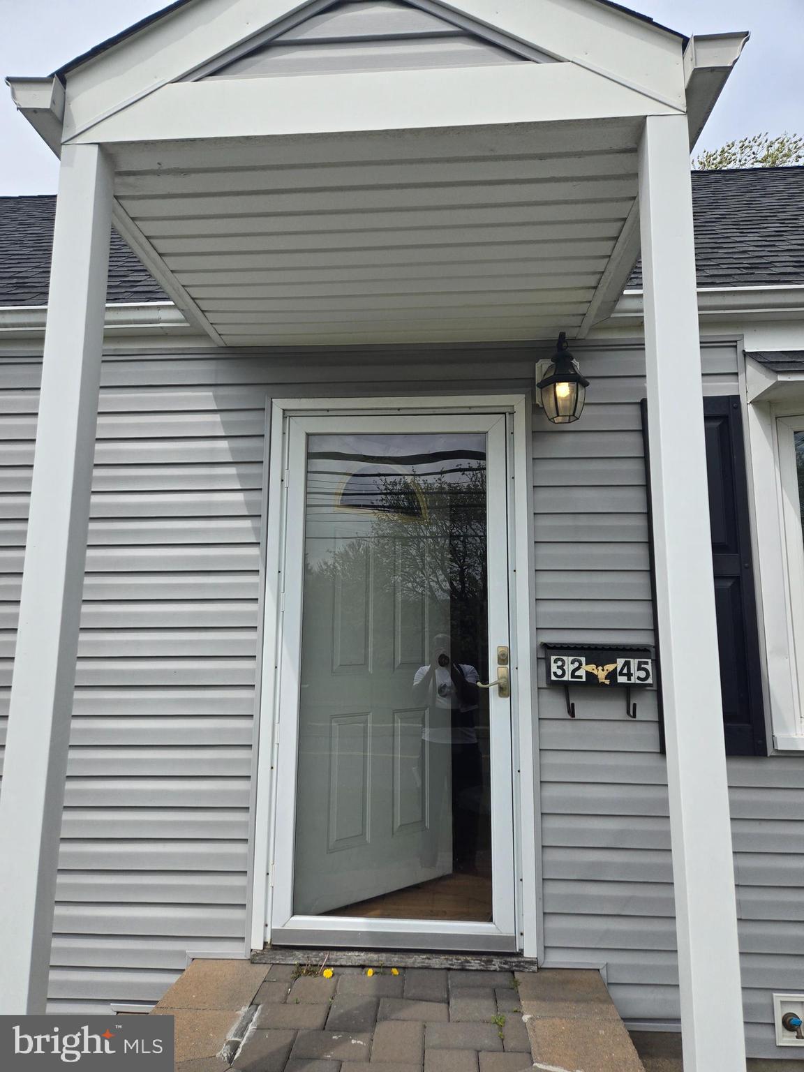 3245 WASHINGTON ROAD