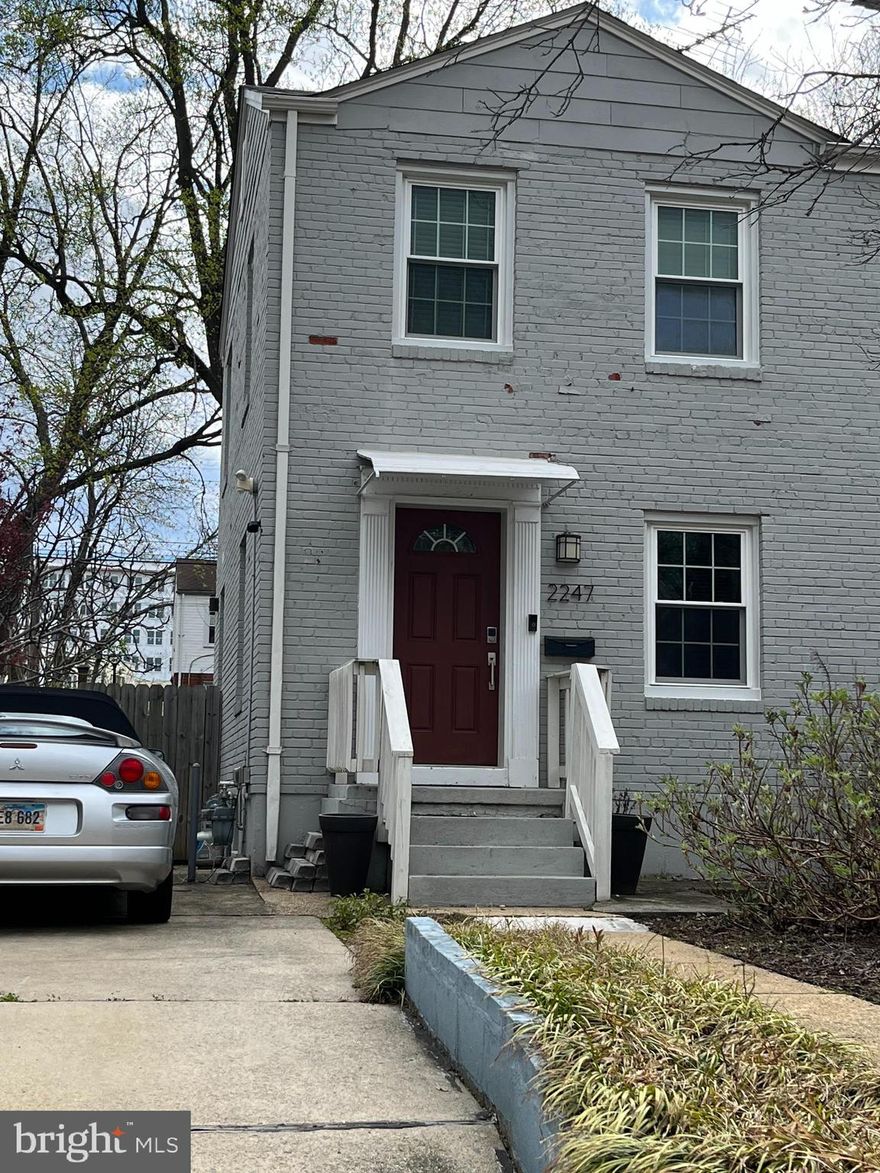 Lovely semi-detached home just a few blocks from the Huntington Metro! The main level has an open living/dining area that connects to the well appointed kitchen where you will enjoy gas cooking and granite countertops! The door from the dining area to the deck with pergola offers perfect indoor/outdoor entertaining and access to the spacious fenced backyard. On the upper level of the home you will enjoy two bedrooms and a beautifully remodeled full bath. Hardwood floors on the main and upper levels. The lower level is a family room with a full bath and laundry room. Huntington offers a community center, the Huntington Park, walking trail and Farrington Playground. Just minutes from Old Town Alexandria, enjoy the convenience of easy access to major highways - 395, 495, 95 and Route 1.